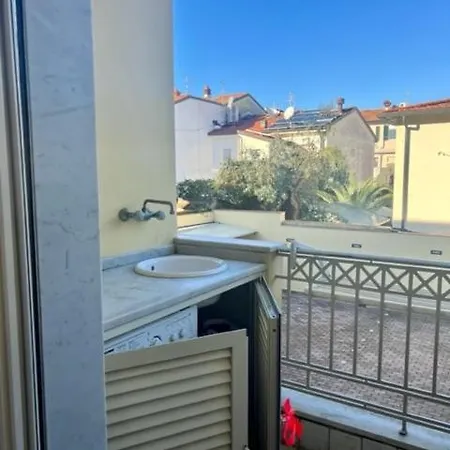 Acquamarina Angels Apartment Viareggio